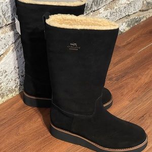 Coach leather boots brand new never worn size 6M